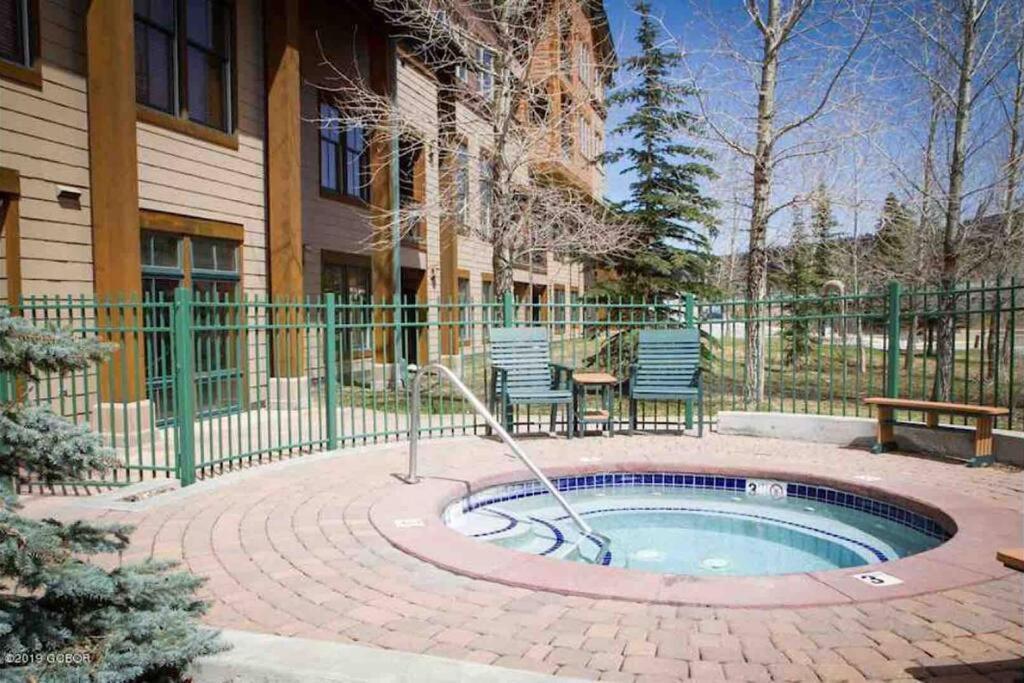 Ski-In/Ski-Out Zephyr 1 Bedroom Condo Winter Park Bagian luar foto